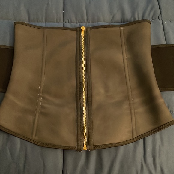 JSculpt Waist Trainer - Picture 3 of 8